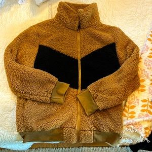 Full Zipper Puffer Fleece Jacket w/pockets